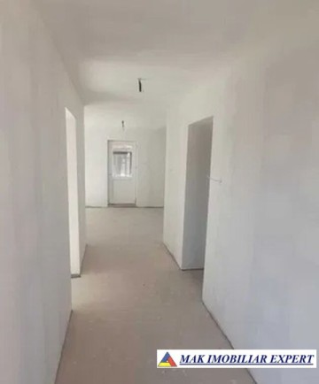 vand-vila-5-camere-teren-2000-mp-vulturesti-arges-5