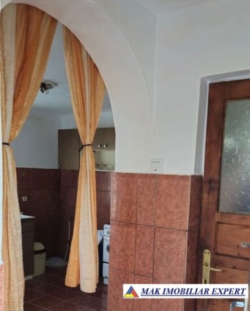 vand-casa-6-camere-teren-4700-mp-bughea-de-sus-arges-4