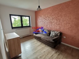 vand-apartament-2-camere-decomandatrenovatzona-selimbar-3