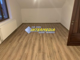 casa-noua-4-camere-de-inchiriat-in-cetate-alba-iulia-cu-garaj-9
