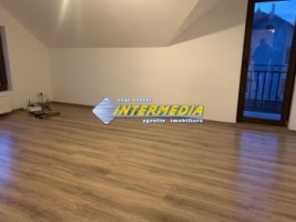 casa-noua-4-camere-de-inchiriat-in-cetate-alba-iulia-cu-garaj-15