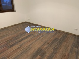 casa-noua-4-camere-de-inchiriat-in-cetate-alba-iulia-cu-garaj-13