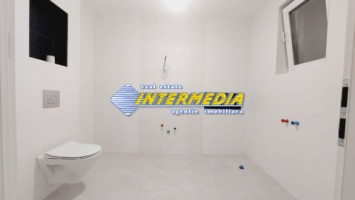 casa-noua-de-vanzare-cu-4-camere-3-bai-finisata-la-cheie-sau-la-gri-in-alba-iulia-cetate-11