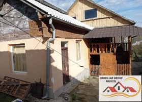 2-case-campulung-muscel-la-pretul-de-50000-euro-negociabil-2