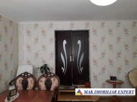 vila-6-camere-teren-1100-mp-in-apa-sarata-campulung-arges-15