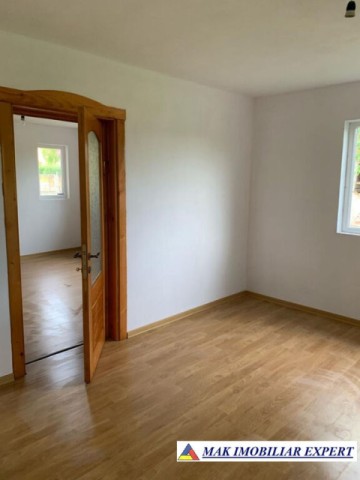 casa-3-camere-teren-500-mp-in-slanic-aninoasa-arges-4