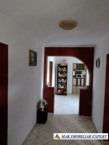 vand-vila-4-camere-teren-552-mp-in-balilesti-arges-4