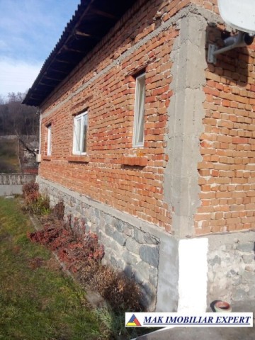 casa-3-camere-teren-1200-mp-in-slanic-aninoasa-arges-9