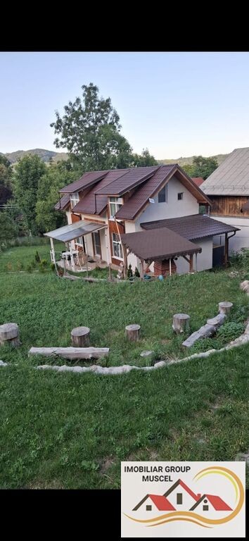 vanzare-vila-deosebita-intr-o-zona-pitoreasca-in-breaza-de-sus-la-pretul-de-125000-euro-negociabil-24