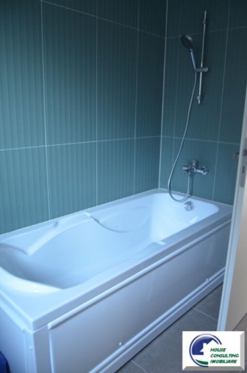 apartament-cu-doua-camere-situat-la-parter-17