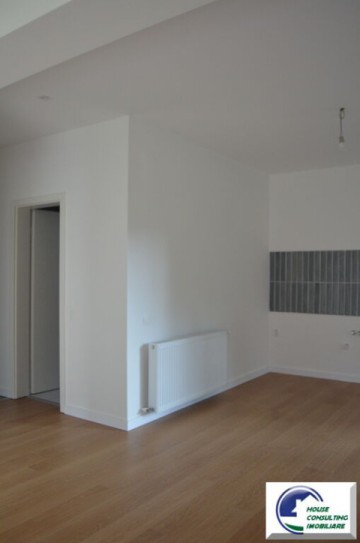 apartament-cu-doua-camere-situat-la-parter-20