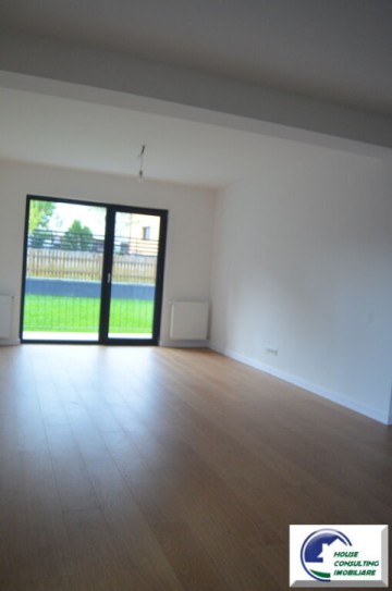 apartament-cu-doua-camere-situat-la-parter-22