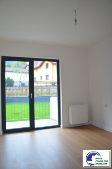 apartament-cu-doua-camere-situat-la-parter-16