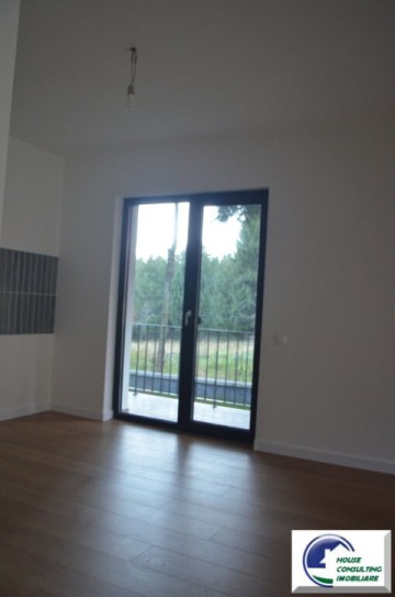apartament-cu-doua-camere-situat-la-parter-17