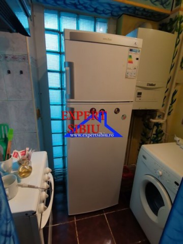 apartament-2-camere-decomandat-renovatzona-centrala-11