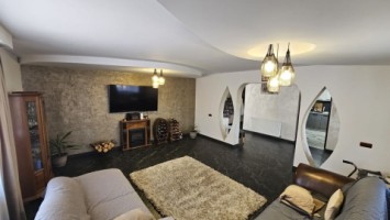 ghighiu-vila-2011-pe-teren-988-mp-290000-euro-12