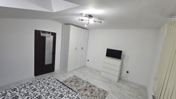 ghighiu-vila-2011-pe-teren-988-mp-290000-euro-23