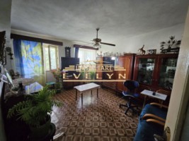 de-vanzare-apartament-3-camere-decomandat-zona-bucovina-liceul-sportiv