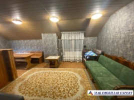 vand-vila-8-camere-teren-de-1000-mp-in-stalpeni-arges-3