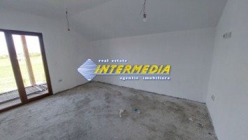 casa-noua-pe-450-mp-teren-si-toate-utilitatiile-6