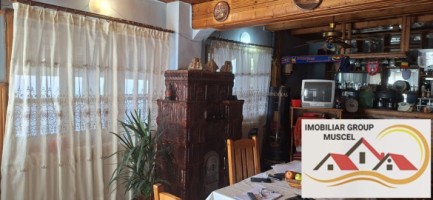 vanzare-vila-deosebita-cu-demisol-parter-etaj-cu-doua-terase-si-un-balcon-la-pretul-de-142000-euro-negociabil-in-campulung-4