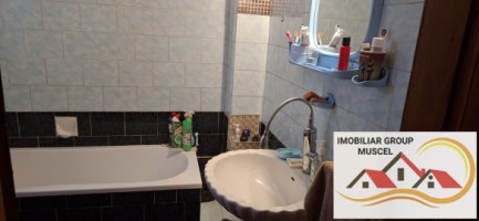 vanzare-vila-deosebita-cu-demisol-parter-etaj-cu-doua-terase-si-un-balcon-la-pretul-de-142000-euro-negociabil-in-campulung-22