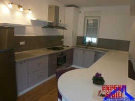 inchiriez-apartament-3-camere-de-lux-zona-calea-dumbravii