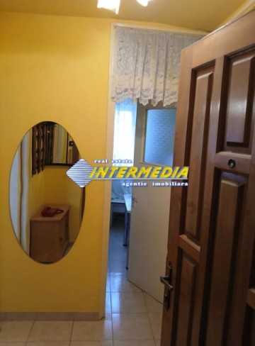 okazie-vanzare-garsoniera-cetate-m-uri-centrala-termopane-nerenovata-6