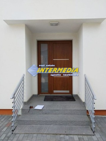 inchiriere-casa-noua-cetate-curte-finisata-mobilata-complet-7