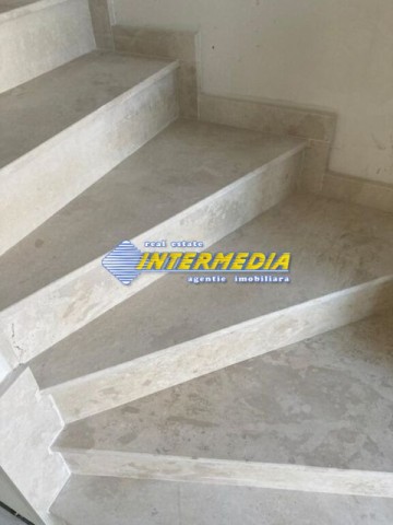 inchiriere-casa-noua-cetate-curte-finisata-mobilata-complet-10