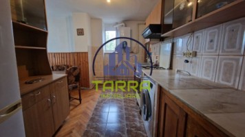 apartament-3-camere-de-vazare-in-alba-iulia-zona-centru-4