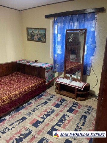 casa-stil-neoromanesc-7-cam-teren-1150-mp-in-godeni-arges-10