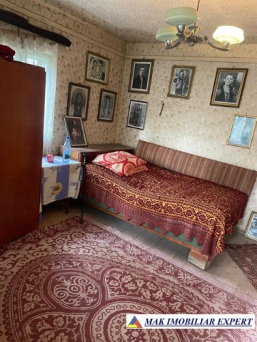 casa-stil-neoromanesc-7-cam-teren-1150-mp-in-godeni-arges-14