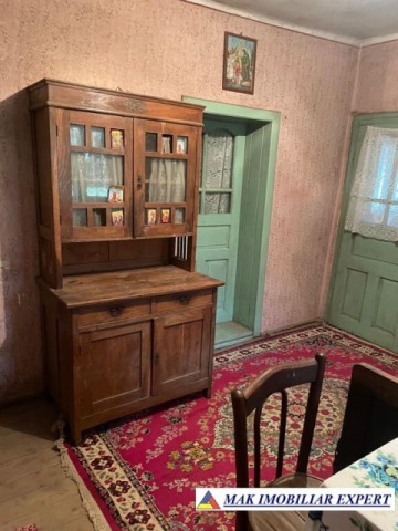 casa-stil-neoromanesc-7-cam-teren-1150-mp-in-godeni-arges-13