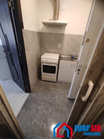 garsoniera-30-mp-zona-terezian-decomandata-9