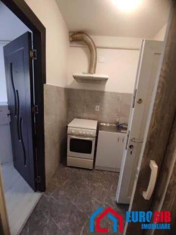 garsoniera-30-mp-zona-terezian-decomandata-7