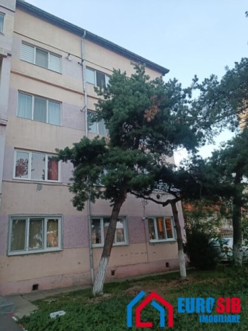 garsoniera-decomandata-suprafata-utila-28-mp-zona-terezian-1