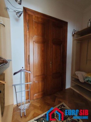 apartament-cu-4-camere-in-sibiu-zona-centrul-istoric-14