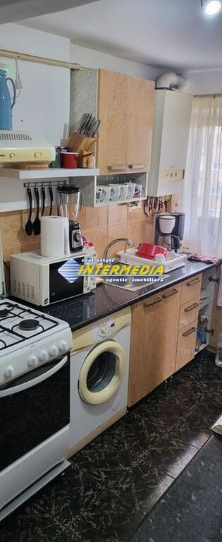 apartament-2-camere-in-cetate-mobilat-si-utilat-zona-spital-2
