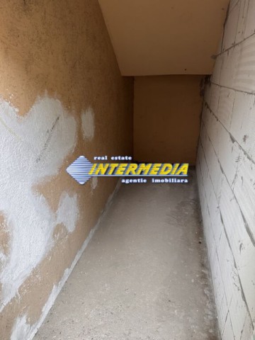 apartament-3-camere-84-mp-cu-garaj-finisat-mobilat-cetate-11