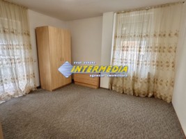 apartament-3-camere-84-mp-cu-garaj-finisat-mobilat-cetate-2