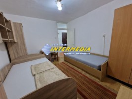 garsoniera-de-inchiriat-alba-iulia-zona-cetate-mobilata-1