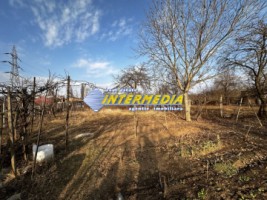 okazie-1242-mp-teren-intravilan-imprejmuit-la-asfalt-cu-toate-utilitatile-bransamente-casa-anexe-vechi-6