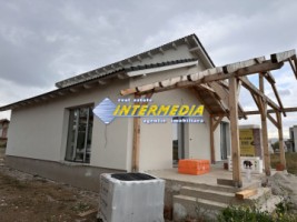 casa-noua-pe-parter-90-mp-de-vanzare-finisala-la-cheie-5