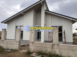 casa-noua-pe-parter-90-mp-de-vanzare-finisala-la-cheie