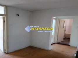 inchiriere-apartament-2-camere-decomandat-cetate-3