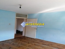 inchiriere-apartament-2-camere-decomandat-cetate-6
