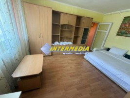 garsoniera-de-inchiriat-cetate-etaj-1-mobilata-complet-2