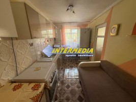 garsoniera-de-inchiriat-cetate-etaj-1-mobilata-complet-4