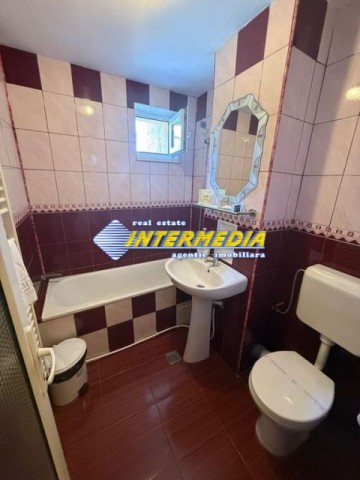 garsoniera-de-inchiriat-cetate-etaj-1-mobilata-complet-6